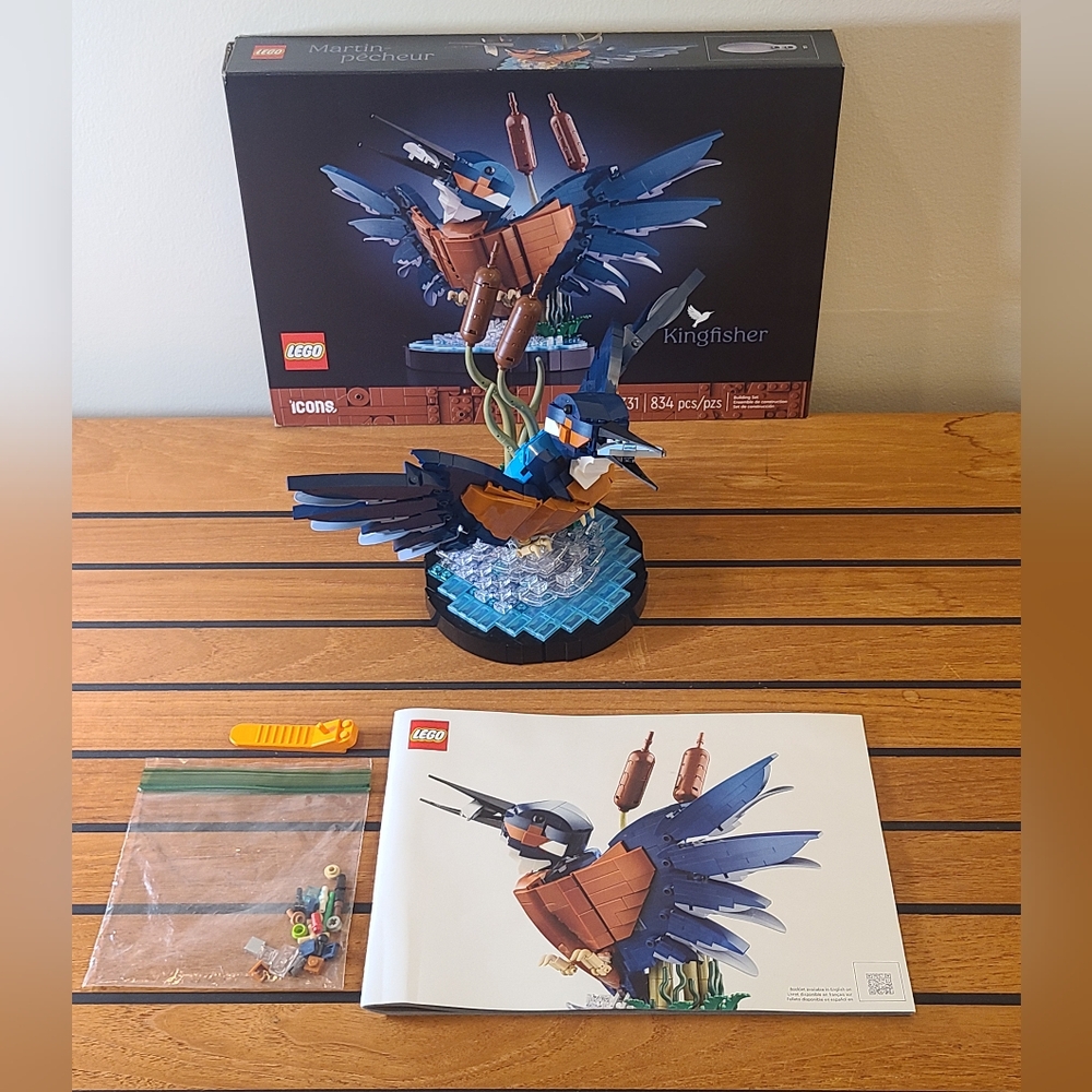 LEGO Kingfisher Bird Set - 10331 - Picture 6 of 9